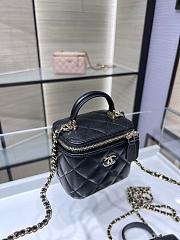 CHANEL Cosmetic Bag With Handle in Black - 4