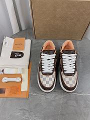 Louis Vuitton Sneakers 008 - 5
