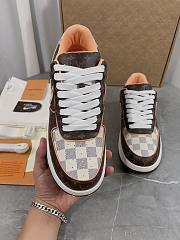 Louis Vuitton Sneakers 008 - 2