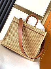 Fendi Tote Sunshine Medium Brown and natural straw shopper - 2