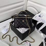 Chanel Clutch With Chain-17cm - 1