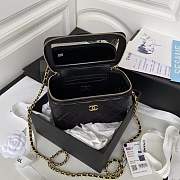 Chanel Clutch With Chain-17cm - 4