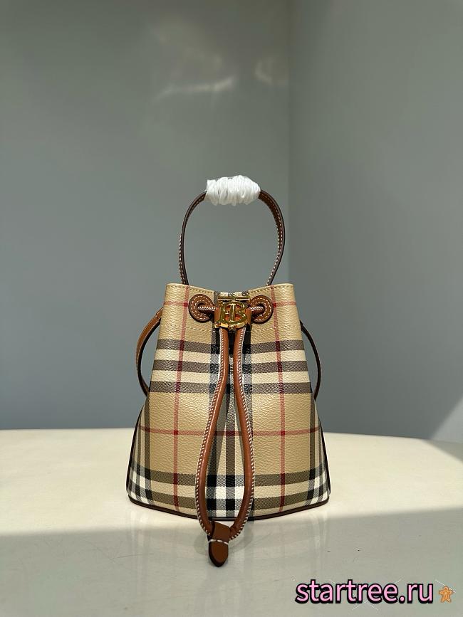 Burberry TB Mini Bucket Bag-18.5*16.5*11cm - 1