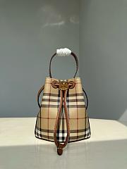 Burberry TB Mini Bucket Bag-18.5*16.5*11cm - 1