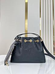 Louis Vuitton Bundle Handbag Black M47209-28*20*11.5cm - 1