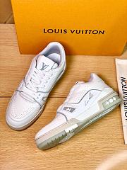 Louis Vuitton Sneakers 011 - 3