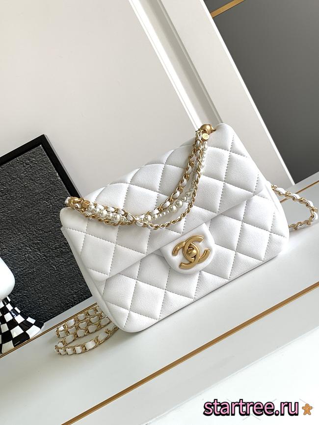 Chanel Mini Flap Bag White-17cm - 1
