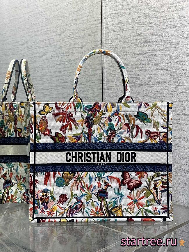 Dior Medium Book Tote White fabric with multi-color Fantastica Jouy print - 1