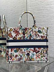 Dior Medium Book Tote White fabric with multi-color Fantastica Jouy print - 4