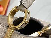 Louis Vuitton Capucines CohotBag MM  - 3