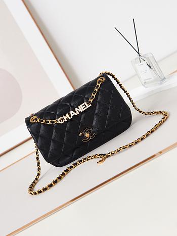 CHANEL SMALL FLAP BAG Lambskin & Gold-Tone Metal-15.5 × 23 × 8.5 cm