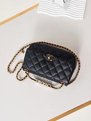 CHANEL SMALL FLAP BAG Lambskin & Gold-Tone Metal-15.5 × 23 × 8.5 cm - 5