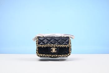 Chanel Flap Bag Lambskin Gold Hardware-19cm