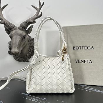 Bottega Veneta Small Parachute Shoulder Bag White-21cm