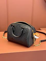 LOUIS VUITTON LV SPEEDY BANDOULIÈRE 20 BLACK M58953 - 4