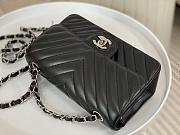 Classic Chanel Chevron Flap Bag Original Silver Lambskin 20cm Black - 2