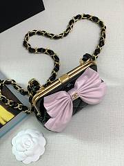 Chanel Chain Clutch Lacquered Nappa & Gold-Tone Metal Black and Pink - 5