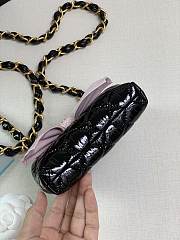 Chanel Chain Clutch Lacquered Nappa & Gold-Tone Metal Black and Pink - 3