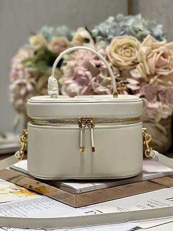 Christian Dior Medium CD Signature Vanity Case White