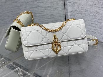 DIOR Miss Daisy Mini Bag White lambskin leather oversized rattan-22x12.5x4cm
