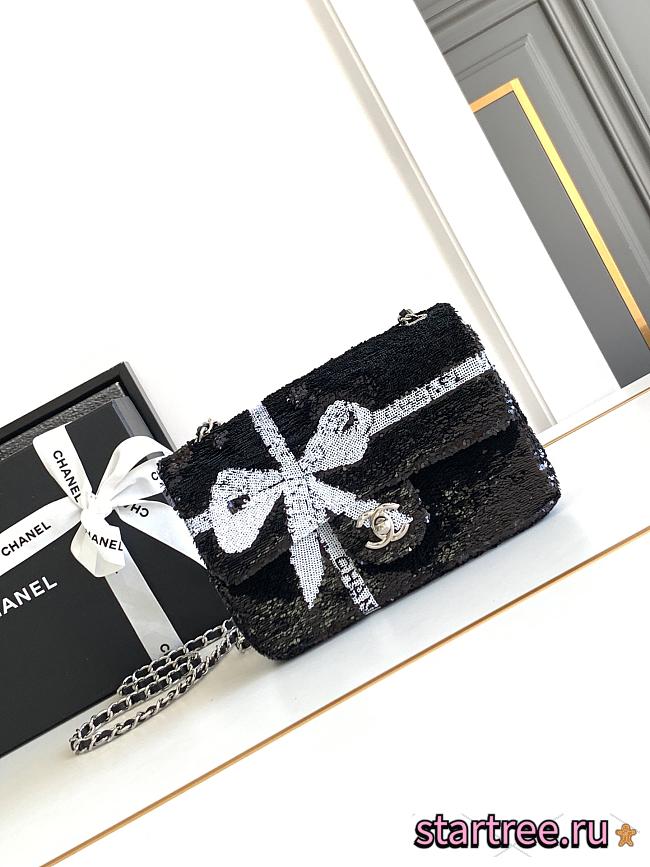 Chanel 24B Sequin Bag Black-20x13x6cm - 1