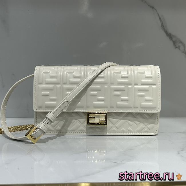 Fendi Wallet On Chain Baguette White-21x11.5x5cm - 1