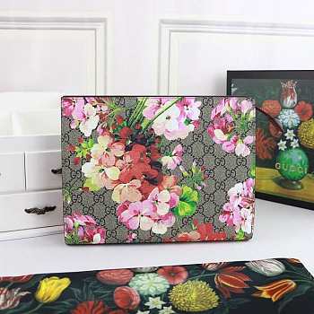 Gucci Women's Pouch-26cm