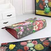 Gucci Women's Pouch-26cm - 4