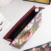 Gucci Women's Pouch-26cm - 5