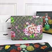 Gucci Women's Pouch-26cm - 3