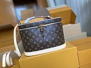 Louis Vuitton Cosmetic Bag M47280-31.5CM - 1