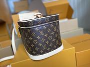 Louis Vuitton Cosmetic Bag M47280-31.5CM - 4