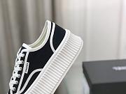 Chanel Sneakers 010 - 4