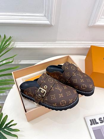 Louis Vuitton Slipper 003
