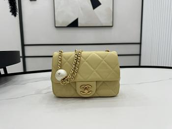 Chanel 24S Classic Flap Bag Yellow-11.5*17*5cm