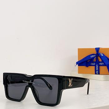 Louis Vuitton Sunglasses 007