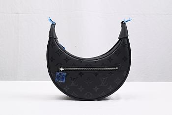 Louis Vuitton Loop bag Black M11267