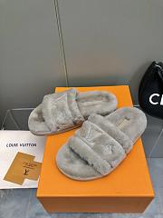 Louis Vuitton Slippers 006 - 3