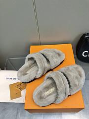 Louis Vuitton Slippers 008 - 2