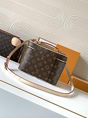 Louis Vuitton Cosmetic Box M42265-24*14*17cm - 3