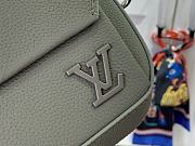 Louis Vuitton Pilot Aer M83563 Green For Men-20*12*5.5CM - 3