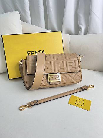 Fendi| Baguette Nappa Leather Bag - 27x15x6cm
