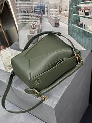 Loewe Small Puzzle In classic calfskin-24cm - 5