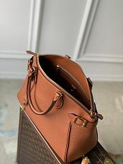Louis Vuitton Lock It MM M22925-36*29*15CM - 6