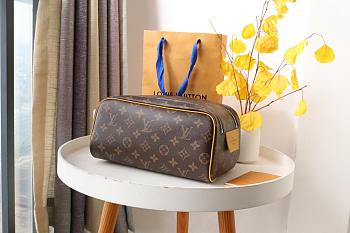 Louis Vuitton Dopp Kit Monogram Macassar Canvas bag M47528