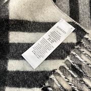 Burberry | Scarf 04 - 2