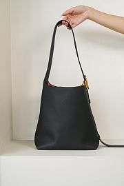 Louis Vuitton Low Key Hobo PM M25352-24*28*16CM - 2