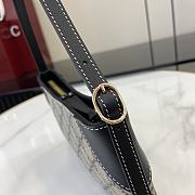 Gucci GG Emblem super mini shoulder bag-23x13x2cm - 5