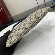 Gucci GG Emblem super mini shoulder bag-23x13x2cm - 2