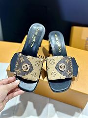Louis Vuitton Slippers 010 - 5
